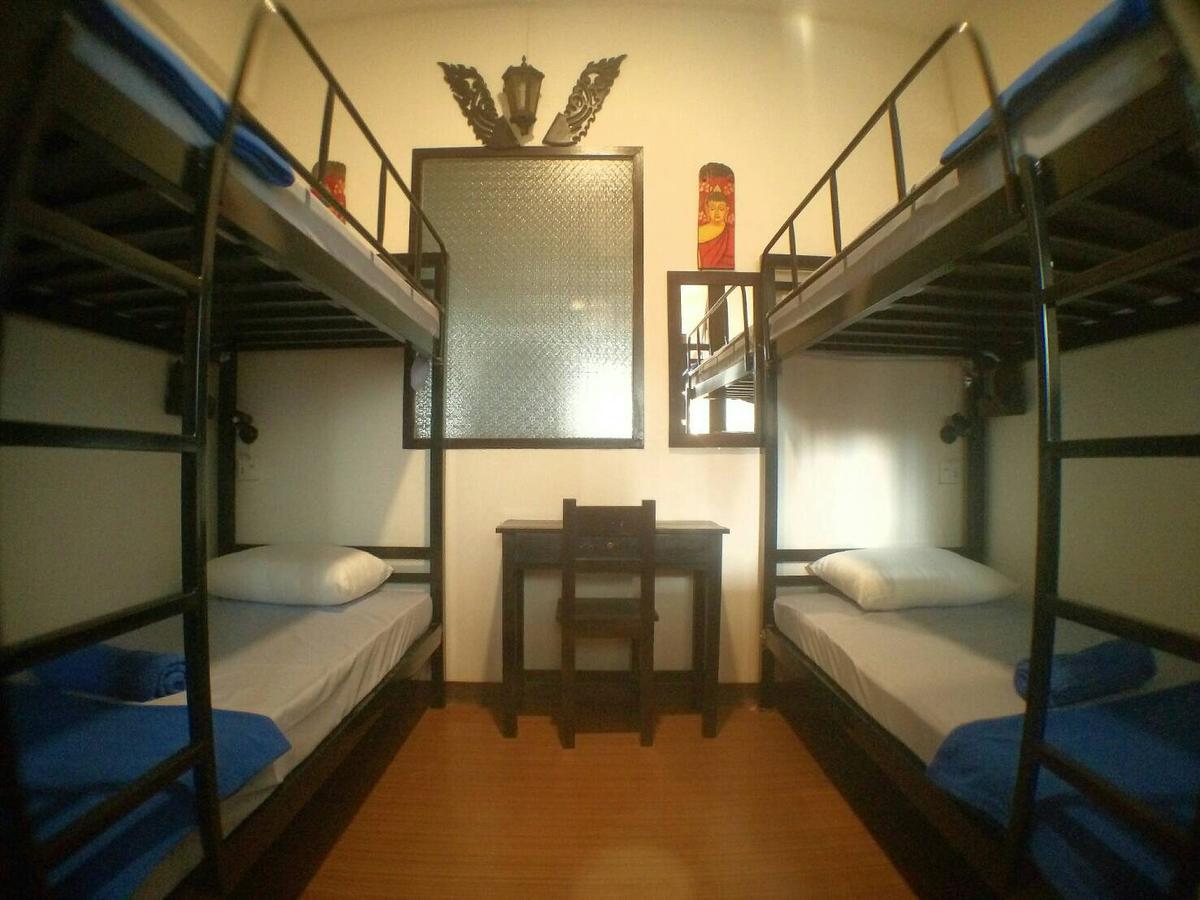 Hostel Yha Bangkok Downtown @ Station S3 Zewnętrze zdjęcie